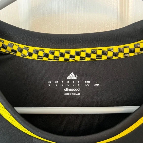 Columbus Crew Soccer Jersey, customized Finley 13 - Picture 3 of 3